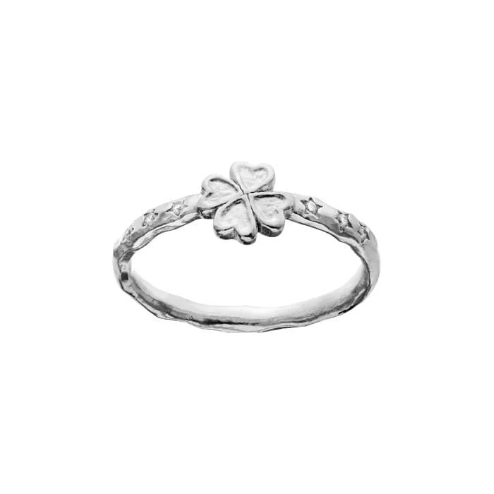 Maanesten Clover ring – sølv